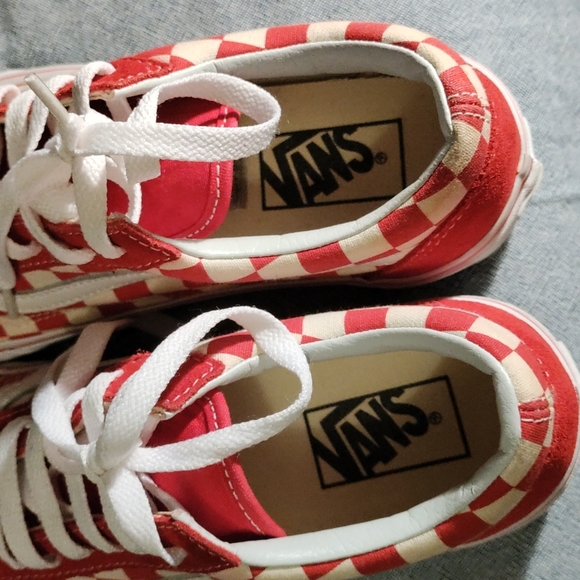 Prelove Suesex Vans low Top Checker Sneakers Color Red and white Men's 6 WM 7.5 - Picture 5 of 7
